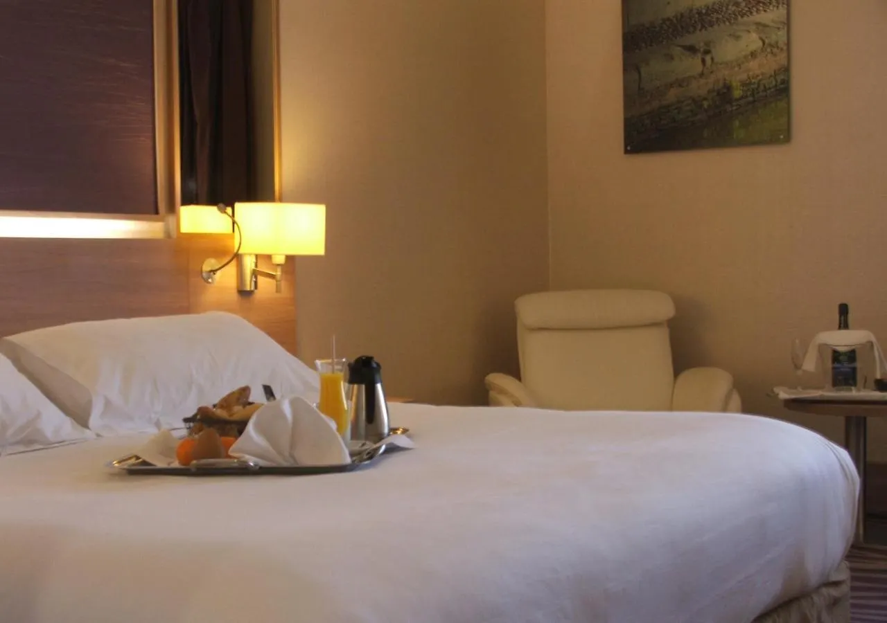Plaza Hotel Capitole Тулуза